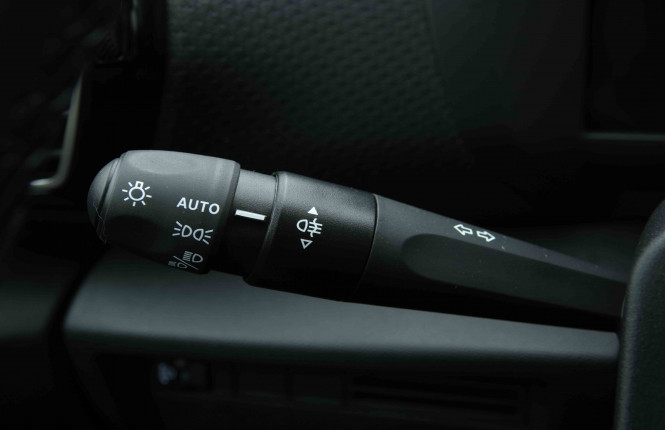 CITROEN_CITROEN_C4_2654664_15.jpg CITROEN_CITROEN_C4_2654664_15.jpg