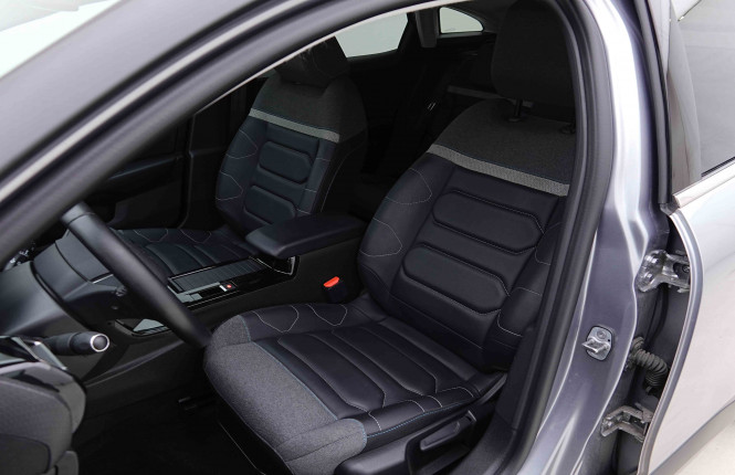 CITROEN_CITROEN_C4_2654904_6.jpg CITROEN_CITROEN_C4_2654904_6.jpg