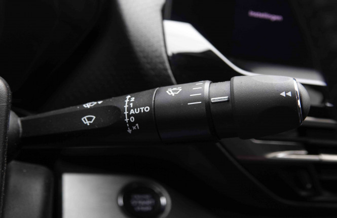 CITROEN_CITROEN_C5 X_2551708_16.jpg CITROEN_CITROEN_C5 X_2551708_16.jpg