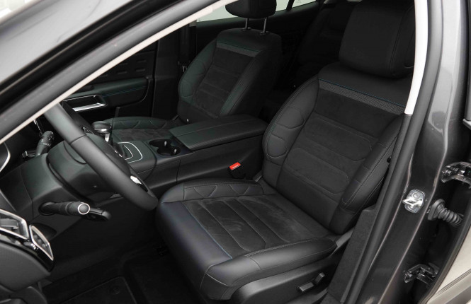 CITROEN_CITROEN_C5AIRCROS_2654072_6.jpg CITROEN_CITROEN_C5AIRCROS_2654072_6.jpg
