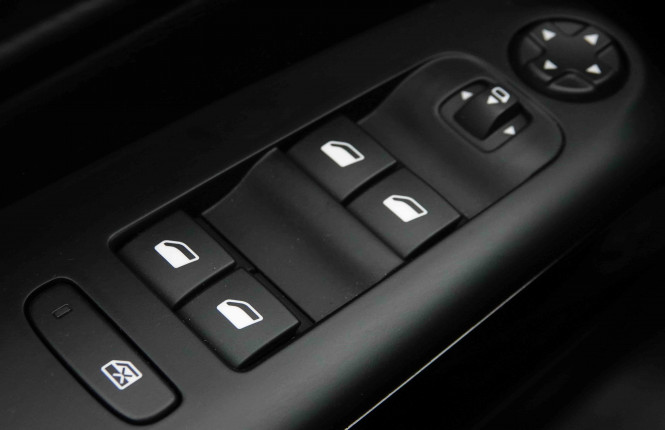 CITROEN_CITROEN_C5AIRCROS_2654145_23.jpg CITROEN_CITROEN_C5AIRCROS_2654145_23.jpg