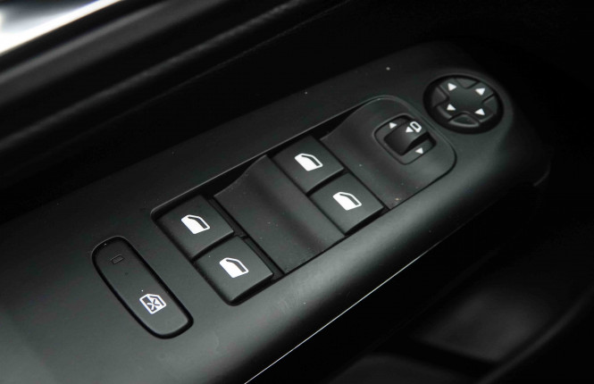 CITROEN_CITROEN_C5AIRCROS_2654150_23.jpg CITROEN_CITROEN_C5AIRCROS_2654150_23.jpg