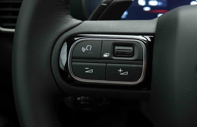 CITROEN_CITROEN_C5AIRCROS_2654151_17.jpg CITROEN_CITROEN_C5AIRCROS_2654151_17.jpg