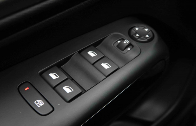 CITROEN_CITROEN_C5AIRCROS_2654245_21.jpg CITROEN_CITROEN_C5AIRCROS_2654245_21.jpg