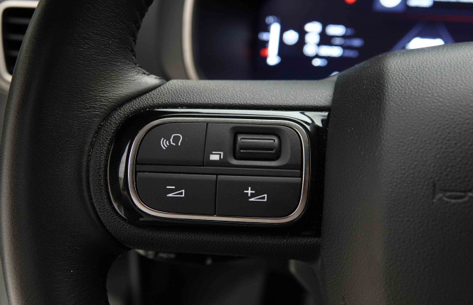 CITROEN_CITROEN_C5AIRCROS_2654250_18.jpg CITROEN_CITROEN_C5AIRCROS_2654250_18.jpg