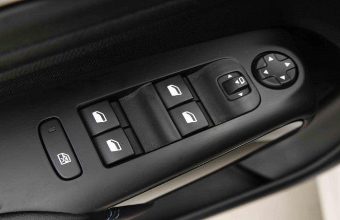 CITROEN_CITROEN_C5AIRCROS_2654250_20.jpg CITROEN_CITROEN_C5AIRCROS_2654250_20.jpg