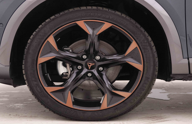 CUPRA_CUPRA_FORMENTOR_2547484_19.jpg