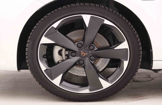 CUPRA_CUPRA_LEON_2548130_20.jpg