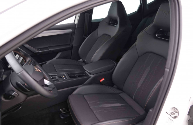 CUPRA_CUPRA_LEON_2548313_7.jpg