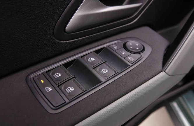 DACIA_DACIA_DUSTER_2549108_19.jpg