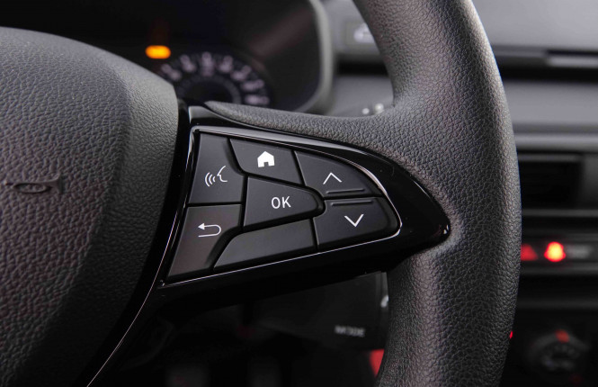 DACIA_DACIA_SANDERO_2548580_14.jpg