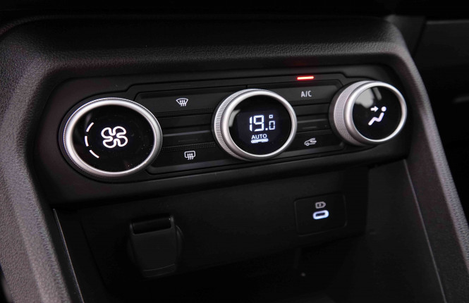 DACIA_DACIA_SANDERO_2548744_12.jpg