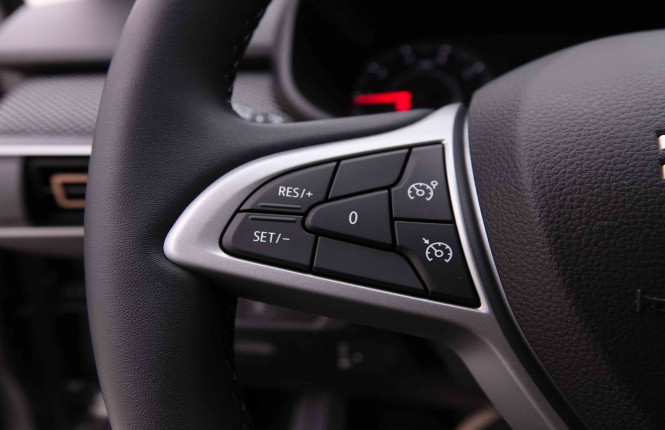 DACIA_DACIA_SANDERO_2548744_16.jpg
