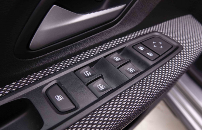DACIA_DACIA_SANDERO_2548746_18.jpg