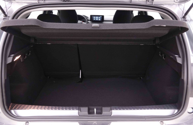 DACIA_DACIA_SANDERO_2549315_5.jpg