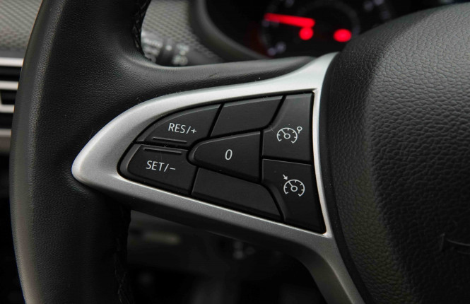 DACIA_DACIA_SANDERO_2654479_18.jpg DACIA_DACIA_SANDERO_2654479_18.jpg