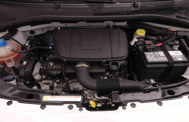 FIAT_FIAT_500C_2550905_20.jpg FIAT_FIAT_500C_2550905_20.jpg