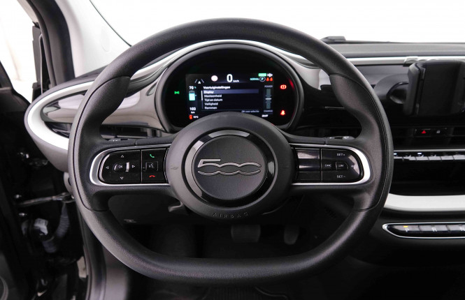 FIAT_FIAT_500E_2548462_10.jpg
