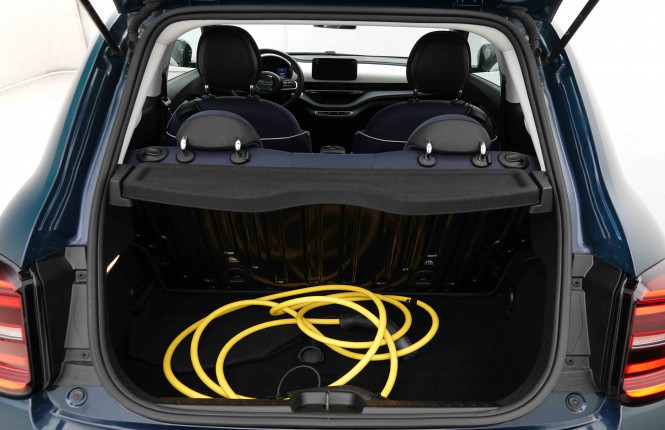 FIAT_FIAT_500E_2550834_5.jpg