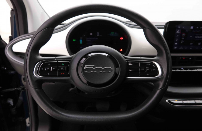 FIAT_FIAT_500E_2550837_8.jpg FIAT_FIAT_500E_2550837_8.jpg