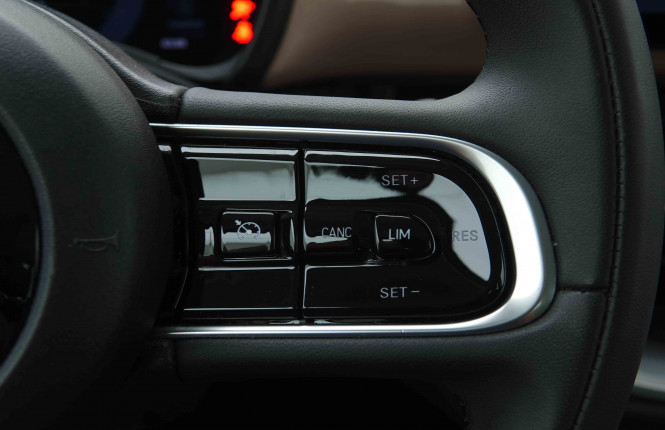 FIAT_FIAT_500E_2654268_19.jpg FIAT_FIAT_500E_2654268_19.jpg