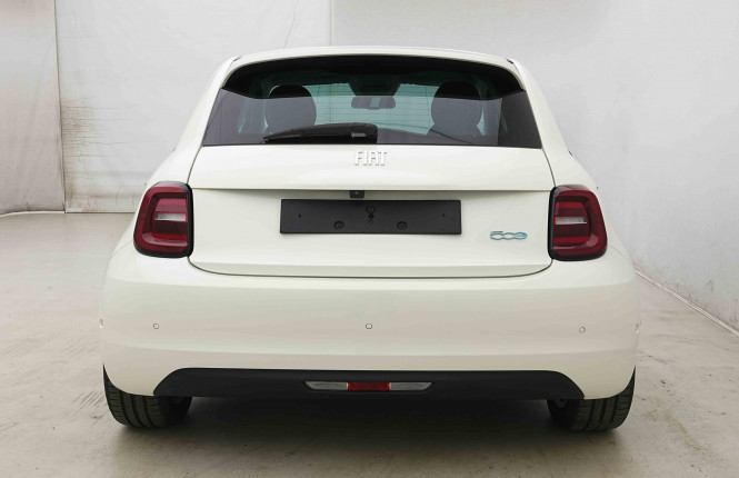 FIAT_FIAT_500E_2654271_30.jpg FIAT_FIAT_500E_2654271_30.jpg