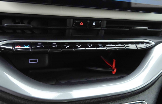 FIAT_FIAT_500E_2654272_13.jpg FIAT_FIAT_500E_2654272_13.jpg