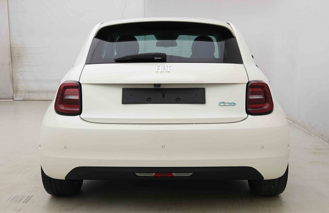 FIAT_FIAT_500E_2654272_29.jpg FIAT_FIAT_500E_2654272_29.jpg