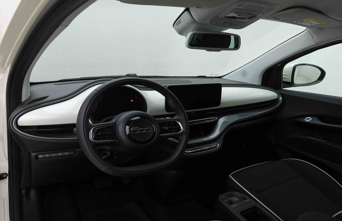 FIAT_FIAT_500E_2654272_7.jpg FIAT_FIAT_500E_2654272_7.jpg