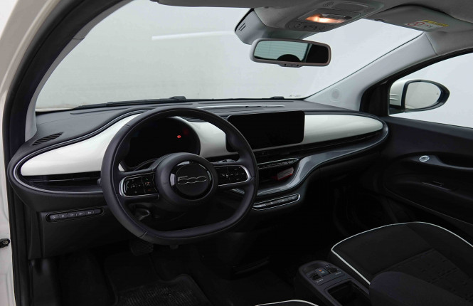 FIAT_FIAT_500E_2654273_7.jpg FIAT_FIAT_500E_2654273_7.jpg