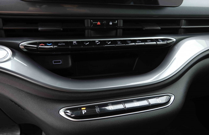 FIAT_FIAT_500E_2654274_14.jpg FIAT_FIAT_500E_2654274_14.jpg