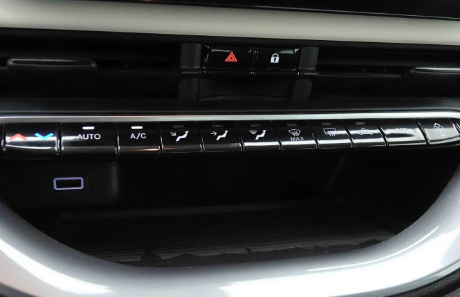 FIAT_FIAT_500E_2654277_13.jpg FIAT_FIAT_500E_2654277_13.jpg