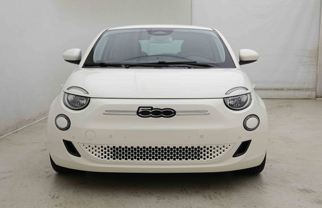 FIAT_FIAT_500E_2654277_26.jpg FIAT_FIAT_500E_2654277_26.jpg