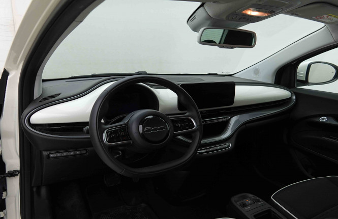 FIAT_FIAT_500E_2654277_7.jpg FIAT_FIAT_500E_2654277_7.jpg