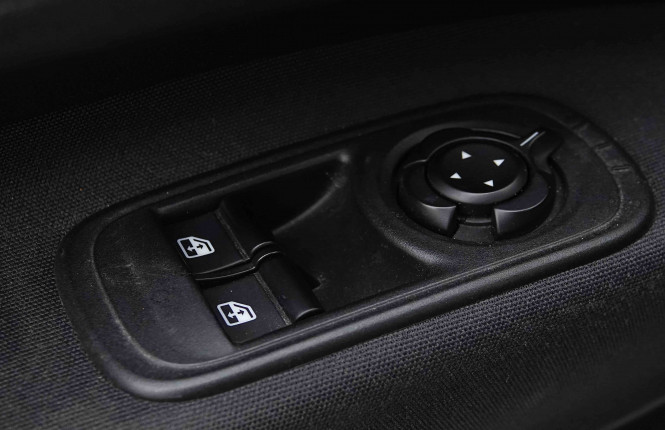 FIAT_FIAT_500E_2654280_21.jpg FIAT_FIAT_500E_2654280_21.jpg