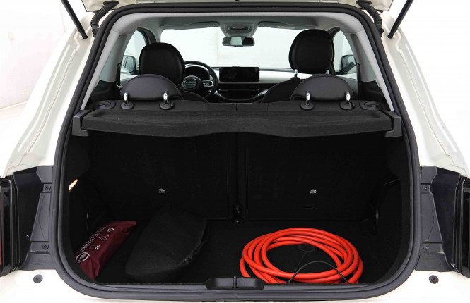 FIAT_FIAT_500E_2654280_5.jpg FIAT_FIAT_500E_2654280_5.jpg