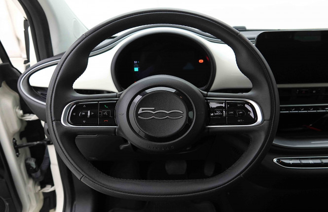 FIAT_FIAT_500E_2654280_8.jpg FIAT_FIAT_500E_2654280_8.jpg