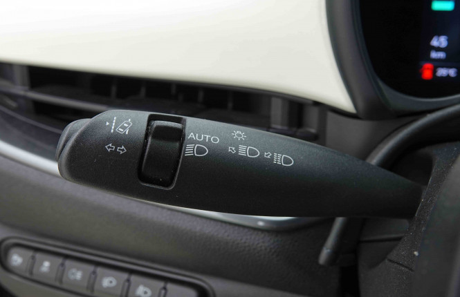 FIAT_FIAT_500E_2654282_16.jpg