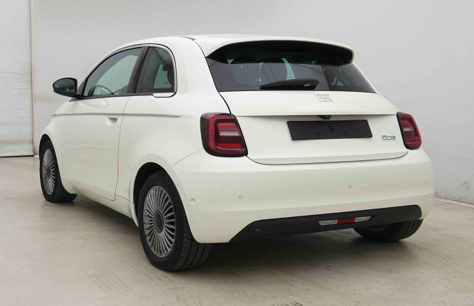 FIAT_FIAT_500E_2654282_29.jpg