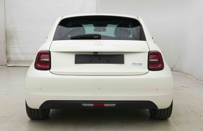 FIAT_FIAT_500E_2654282_30.jpg