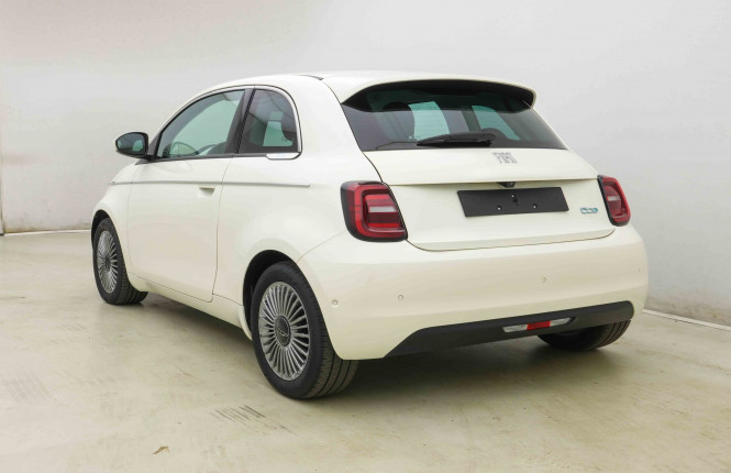 FIAT_FIAT_500E_2654283_28.jpg FIAT_FIAT_500E_2654283_28.jpg