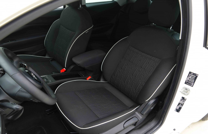 FIAT_FIAT_500E_2654283_6.jpg FIAT_FIAT_500E_2654283_6.jpg