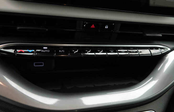 FIAT_FIAT_500E_2654498_12.jpg FIAT_FIAT_500E_2654498_12.jpg