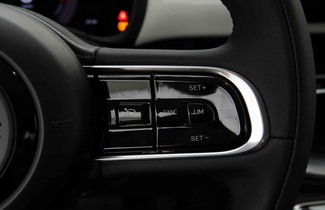FIAT_FIAT_500E_2654498_17.jpg FIAT_FIAT_500E_2654498_17.jpg