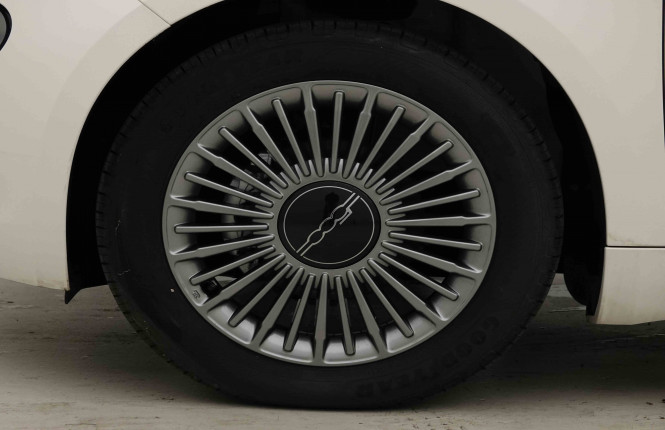 FIAT_FIAT_500E_2654498_20.jpg FIAT_FIAT_500E_2654498_20.jpg