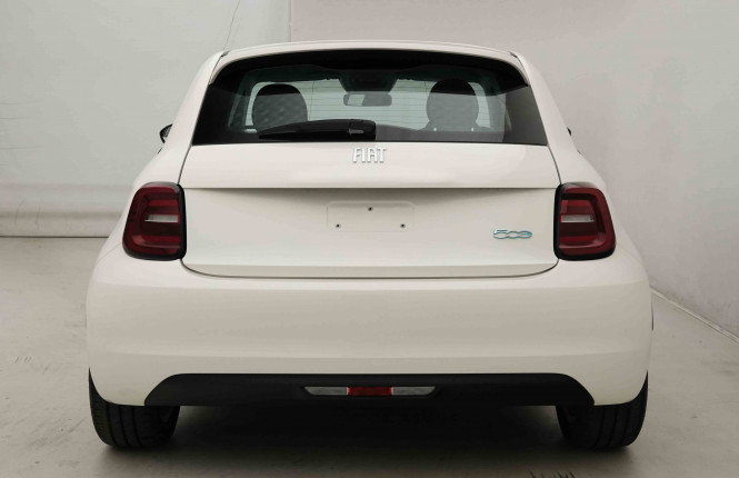 FIAT_FIAT_500E_2654498_27.jpg FIAT_FIAT_500E_2654498_27.jpg