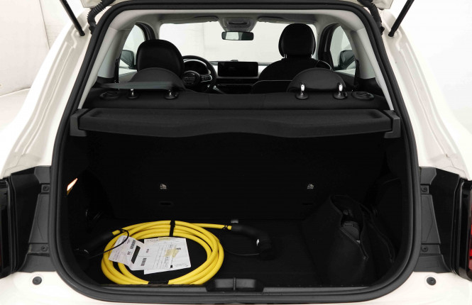FIAT_FIAT_500E_2654498_5.jpg FIAT_FIAT_500E_2654498_5.jpg