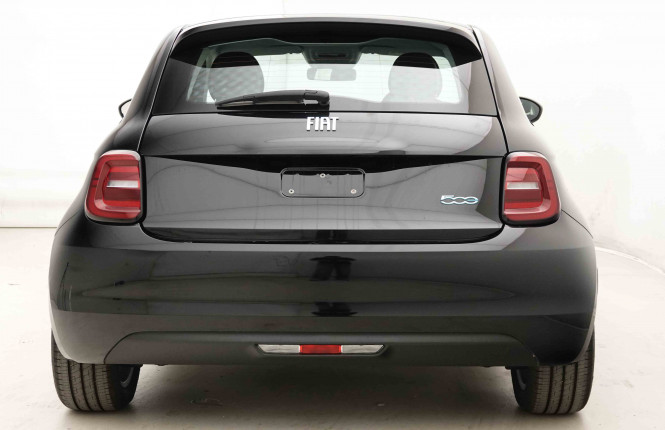 FIAT_FIAT_500E_2654507_26.jpg FIAT_FIAT_500E_2654507_26.jpg