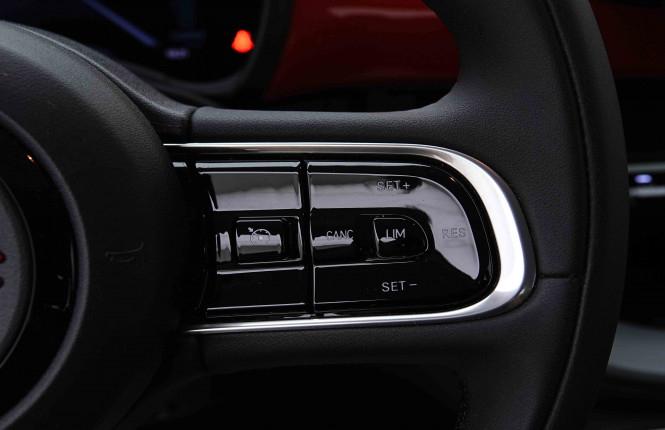 FIAT_FIAT_500E_2655011_16.jpg