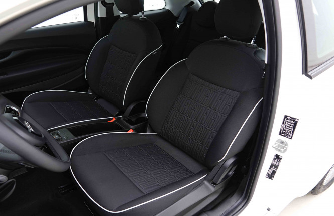FIAT_FIAT_500E_2655014_6.jpg